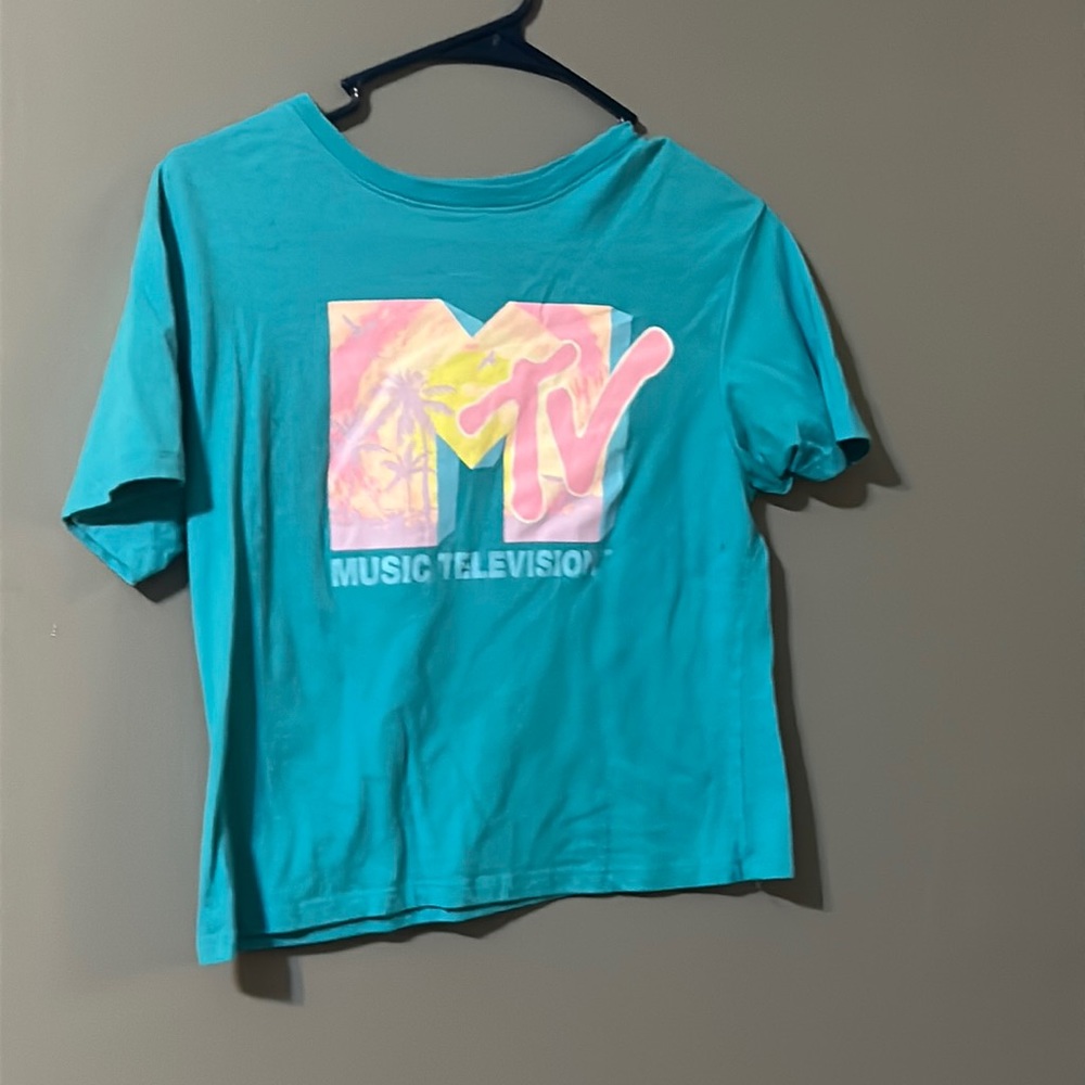 size small croptop MTV brand